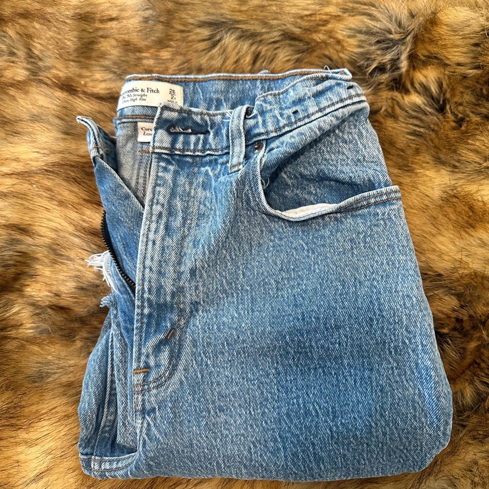 Abercrombie & Fitch Curve Love High Rise 90s Straight